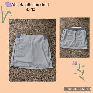 Athleta Brooklyn 16” Striped Gray Skort